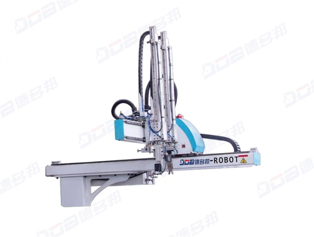 3-Axis Dual-Arm Servo Robot